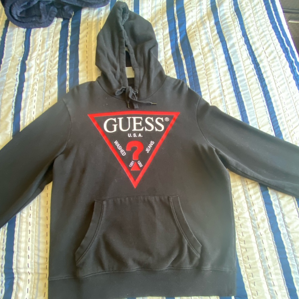 Large black guess hoodie